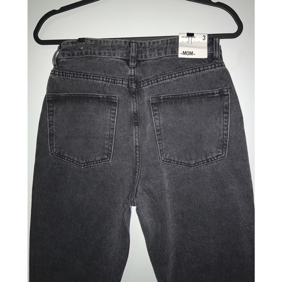 Two-Toned Mom Jeans - Picture 9 of 9